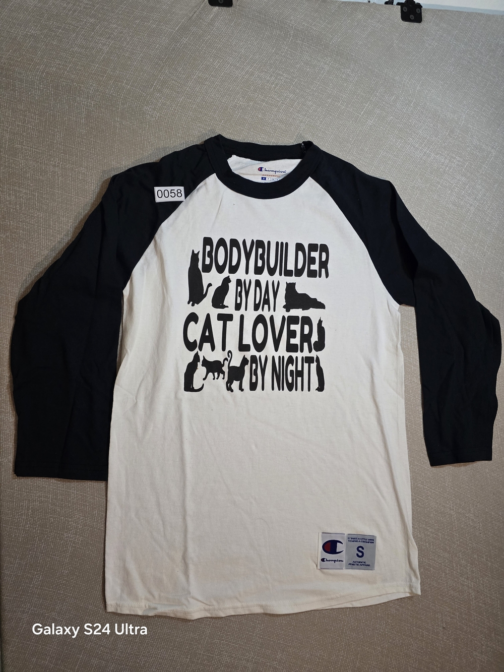 Champion Bodybuilder By Day Cat Lover By Night Graphic Raglan 3/4 Sleeve T-Shirt - Picture 1 of 7